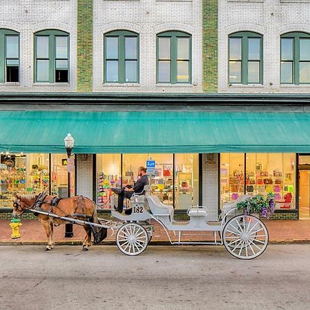 Savannah Town Exterior photo