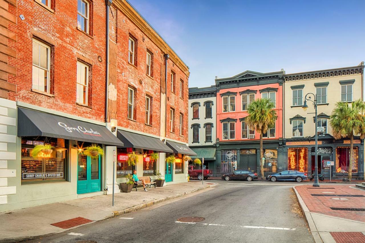 Savannah Town Exterior photo